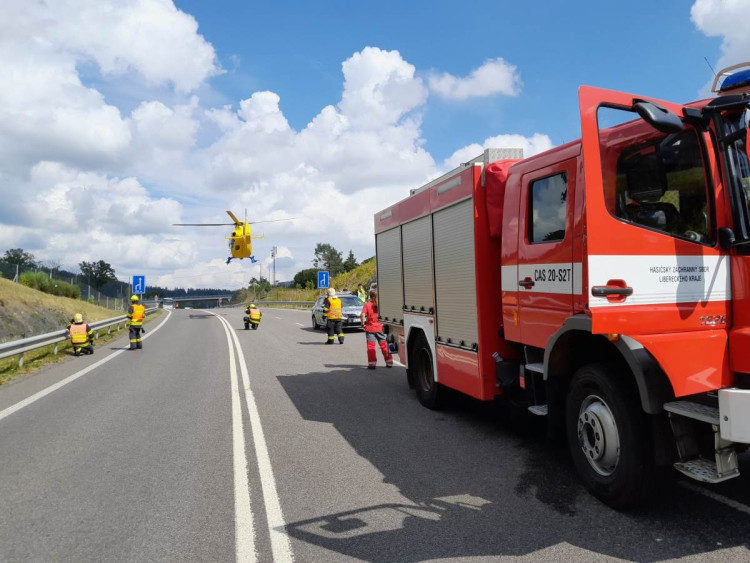 Nehoda na silnici mezi Libercem a Jabloncem