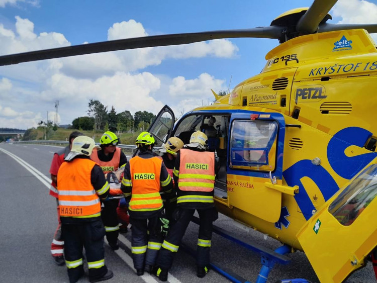 Nehoda na silnici mezi Libercem a Jabloncem