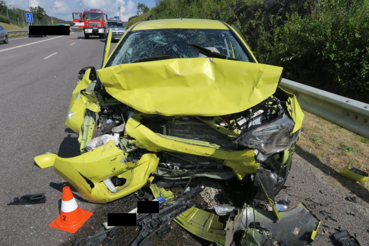 Nehoda na silnici mezi Libercem a Jabloncem