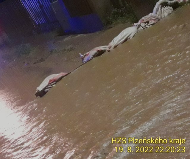 FOTOGALERIE: Následky lijáku na Rokycansku a Plzeňsku