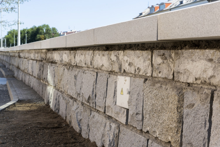 Břehy Moravy nedaleko centra Olomouce dostávají novou podobu