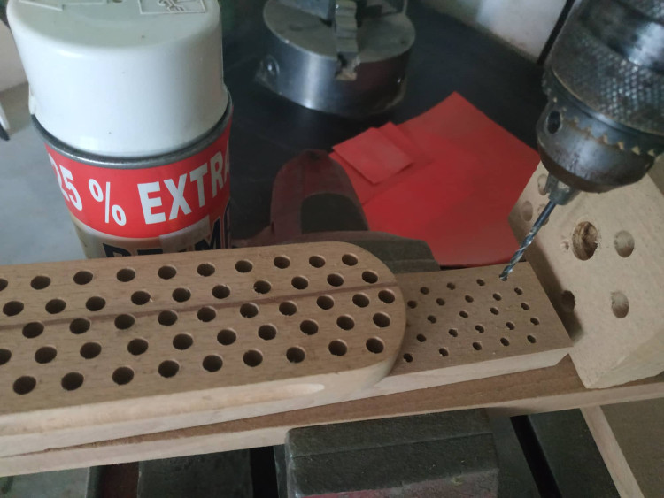 FOTOGALERIE: Ruční výroba kartáčů v Brodku u Konice