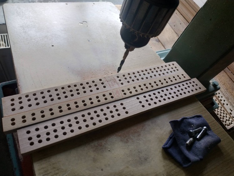 FOTOGALERIE: Ruční výroba kartáčů v Brodku u Konice