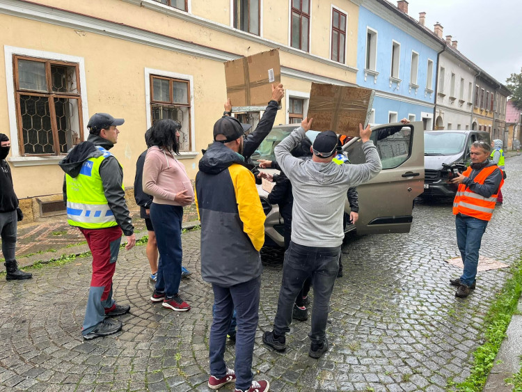 GALERIE: Policejní cvičení antikonfliktního týmu v Josefově