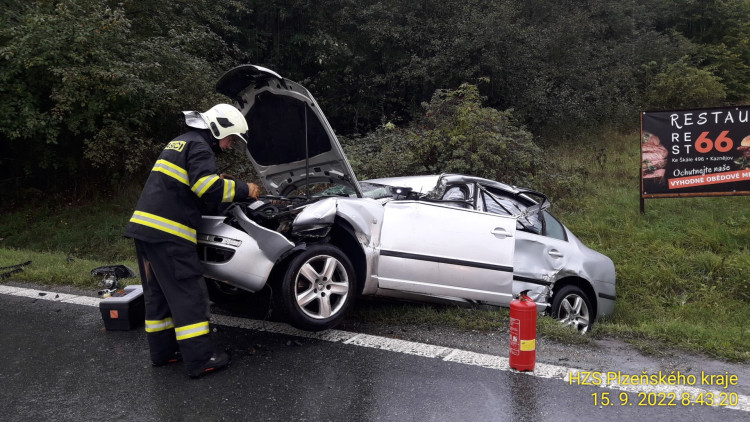 FOTOGALERIE: Nehody na mokré vozovce 15. září 2022