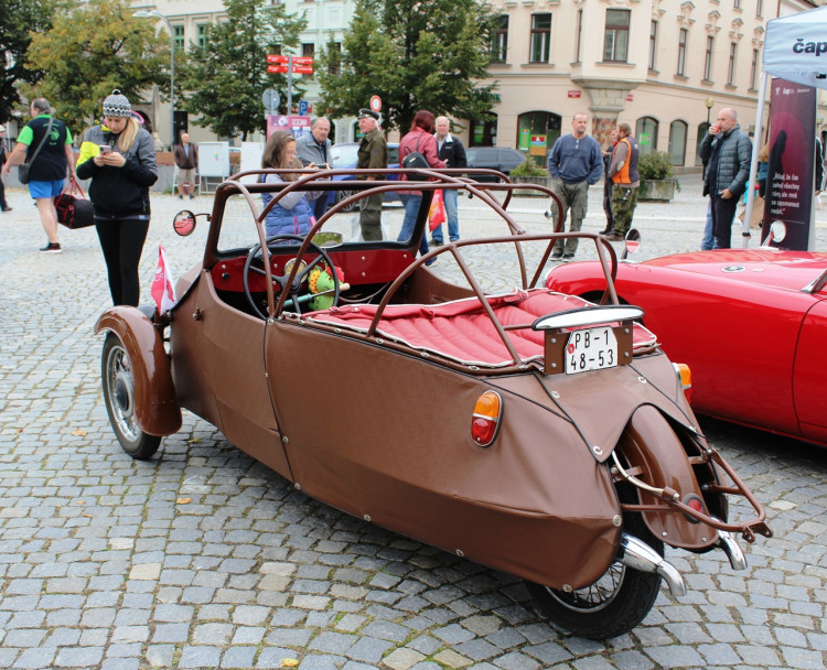 Sraz veteránů v Jihlavě - Ježkova jízda 2022