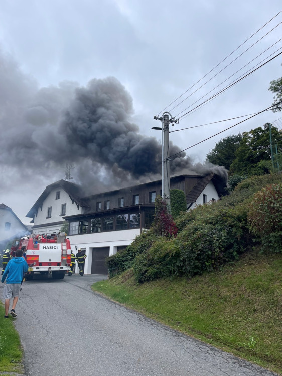 Požár penzionu v Daňkovicích