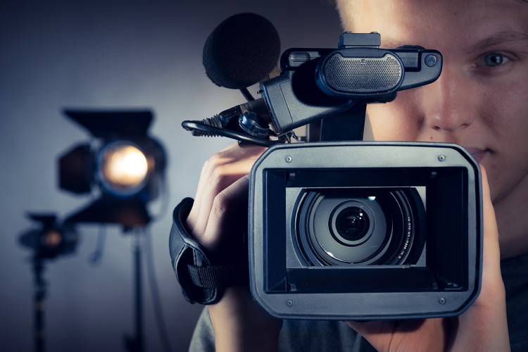 Střední uměleckoprůmyslová škola Bechyně nabízí tradiční řemeslo a kreativitu