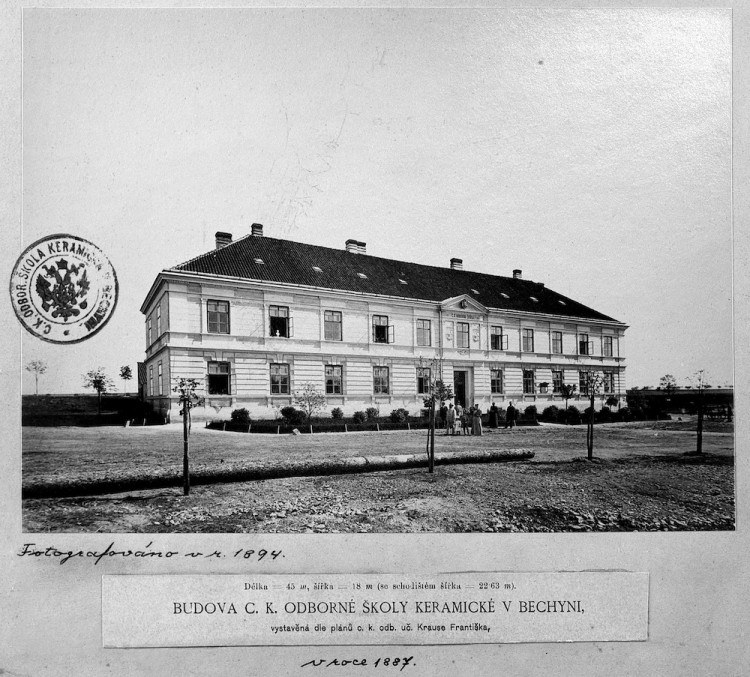 Střední uměleckoprůmyslová škola Bechyně nabízí tradiční řemeslo a kreativitu