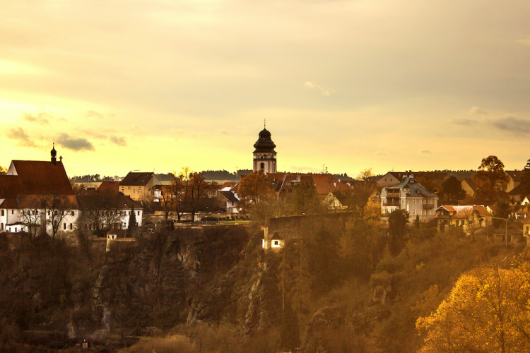 Střední uměleckoprůmyslová škola Bechyně nabízí tradiční řemeslo a kreativitu