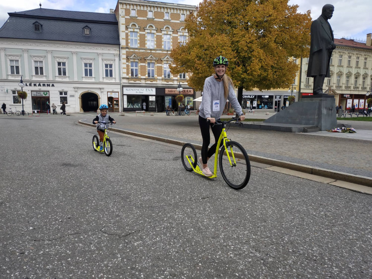 FOTOGALERIE: Koloběžkiáda na prostějovském náměstí