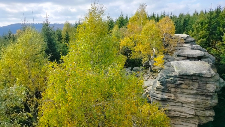 Podzim na Míchově skále