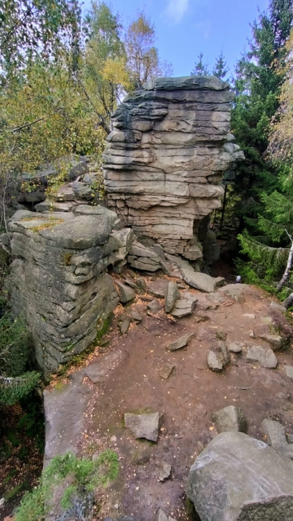 Podzim na Míchově skále