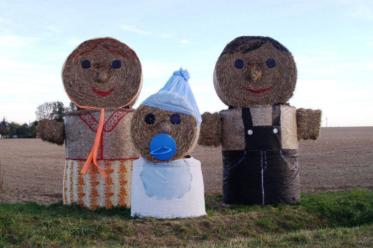 2006, rodina s miminkem