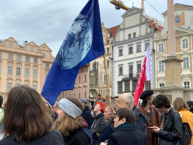 FOTOGALERIE: Aktivisté stávkují za klima v centru Prahy