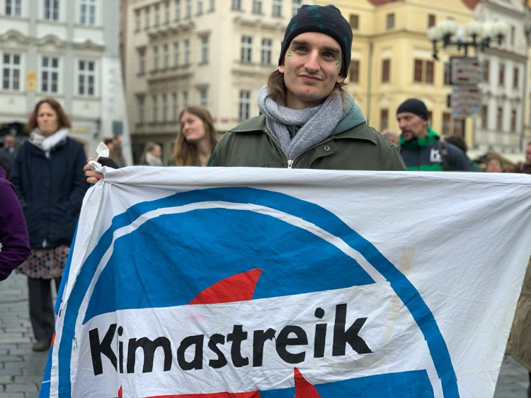 FOTOGALERIE: Aktivisté stávkují za klima v centru Prahy