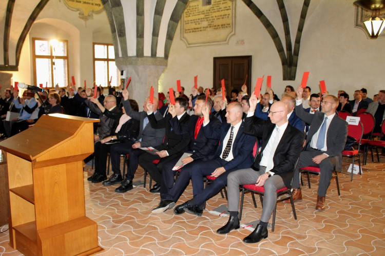 První hlasování o programu zasedání 