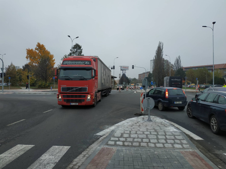 FOTOGALERIE: Přerovský průpich začal sloužit motoristům