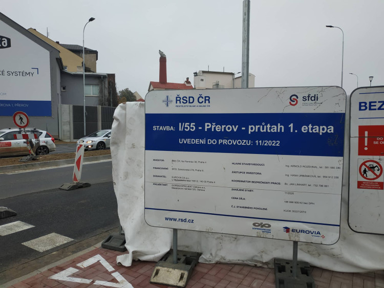 FOTOGALERIE: Přerovský průpich začal sloužit motoristům