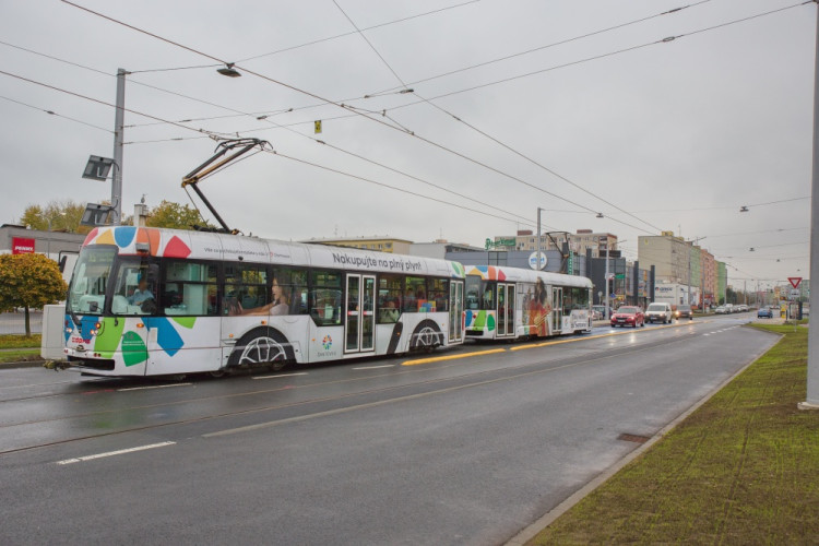 FOTOGALERIE: Už je v provozu. Nová trať v Olomouci slouží cestujícím