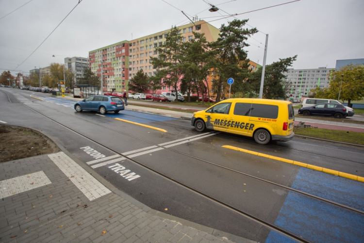 FOTOGALERIE: Už je v provozu. Nová trať v Olomouci slouží cestujícím