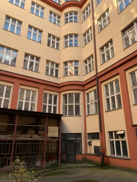 Vnitřní dvůr budovy