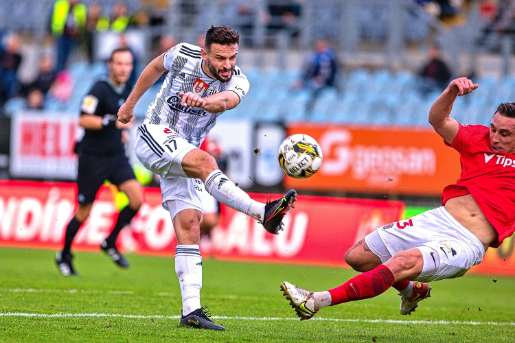 Dynamo proti Brnu vzdalo hold zdravotníkům