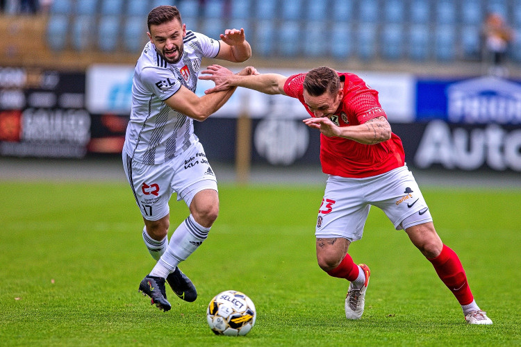 Dynamo proti Brnu vzdalo hold zdravotníkům