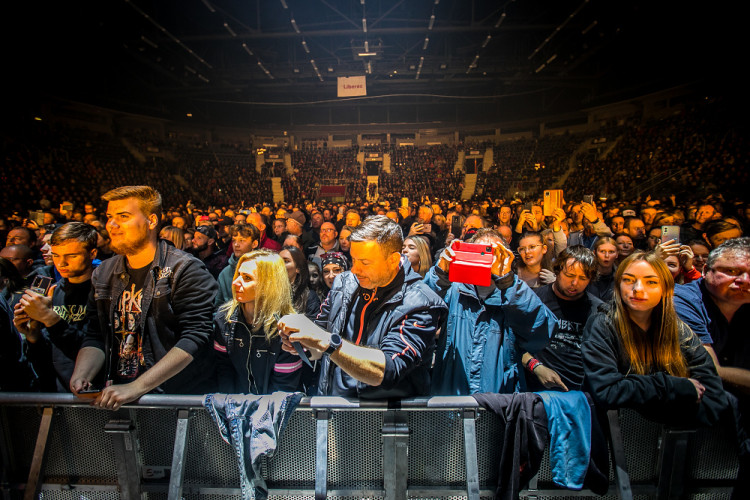 Kabáti zaplnili libereckou arenu