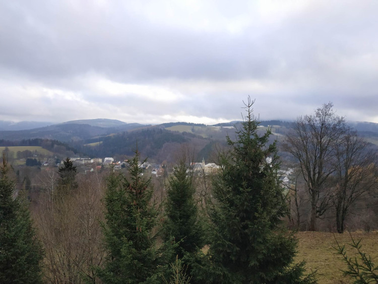 FOTOGALERIE: První lyžování v Branné