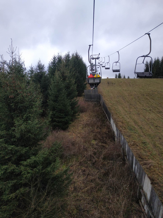 FOTOGALERIE: První lyžování v Branné