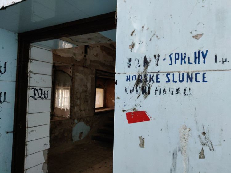 FOTOGALERIE: Zchátralé městské lázně v centru Plzně