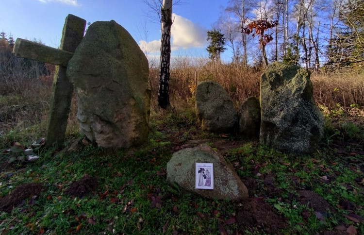 Křížová cesta u Mysliboře