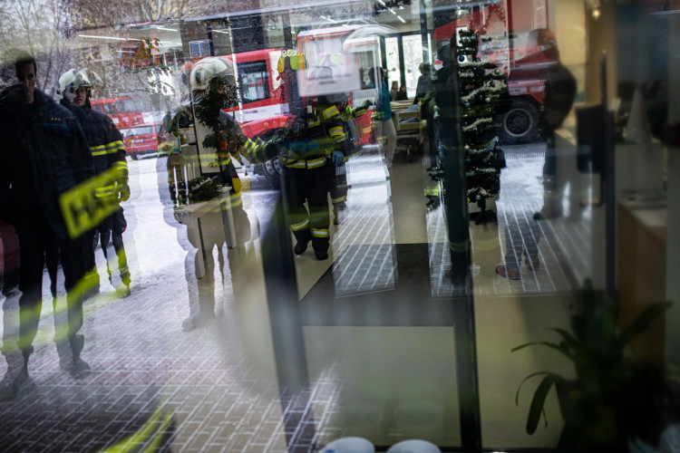 GALERIE: Cvičná evakuace seniorcentra v Hradci Králové