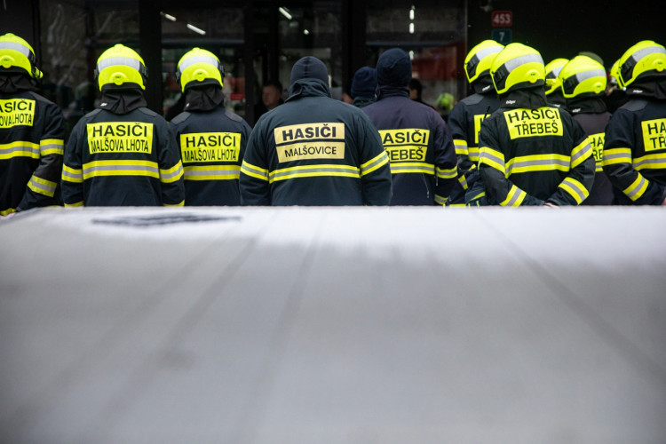 GALERIE: Cvičná evakuace seniorcentra v Hradci Králové