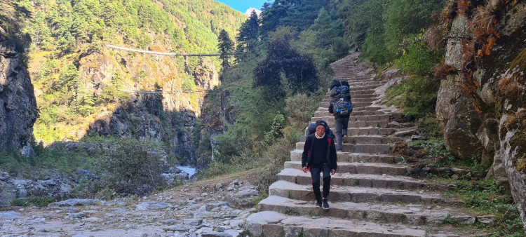 FOTOGALERIE: SAMA V NEPÁLU: Himalájská facka a aklimatizační den v Namche