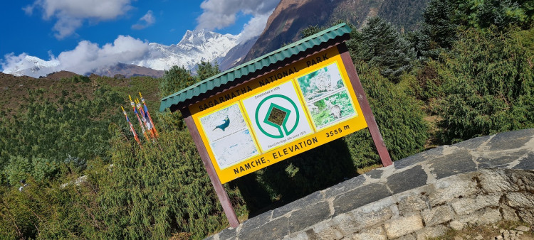 FOTOGALERIE: SAMA V NEPÁLU: Himalájská facka a aklimatizační den v Namche