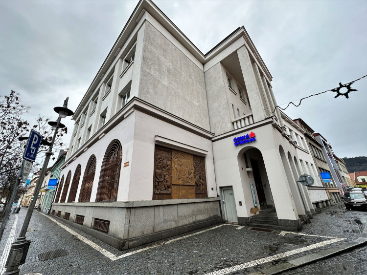 FOTOGALERIE: Reliéf Sušice Brána Šumavy s vyobrazením Adolfa Hitlera