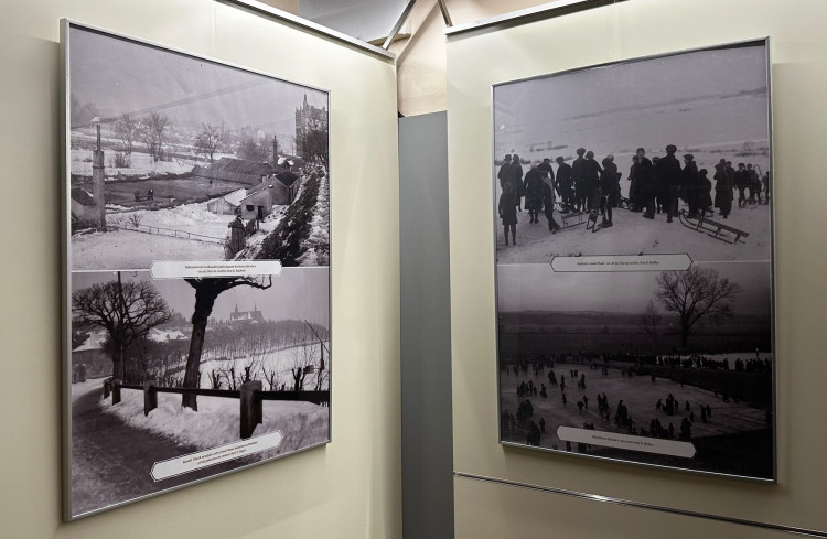 FOTOGALERIE: Výstava fotografií ze skleněných negativů Zima na skle