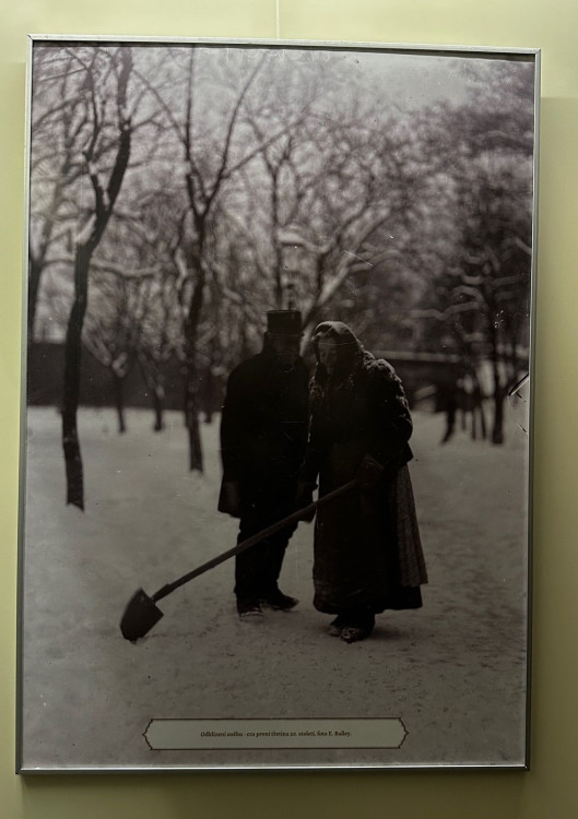 FOTOGALERIE: Výstava fotografií ze skleněných negativů Zima na skle