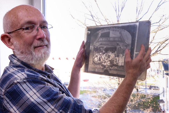 FOTOGALERIE: Výstava fotografií ze skleněných negativů Zima na skle