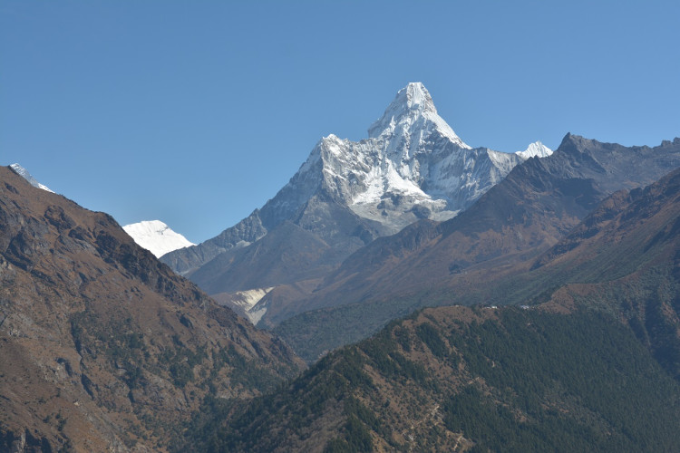 FOTOGALERIE: SAMA V NEPÁLU:  Cho Oyu střídá Mount Everest