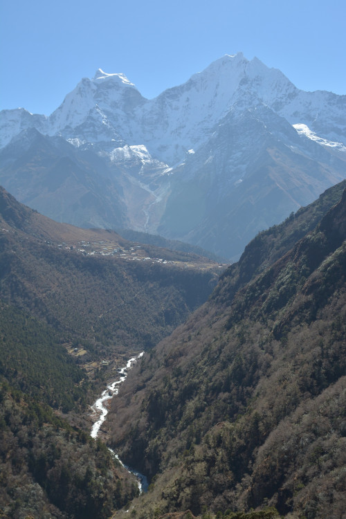 FOTOGALERIE: SAMA V NEPÁLU:  Cho Oyu střídá Mount Everest