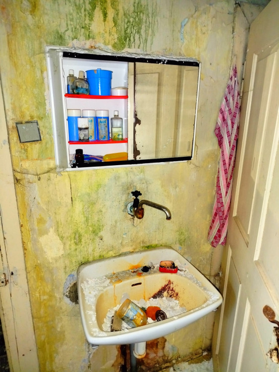 Tajemný dům zakletý v čase