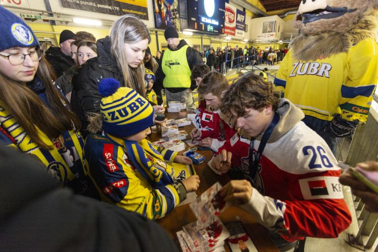 FOTOGALERIE: Vicemistři světa z Přerova rozdávali podpisy na domovském zimáku