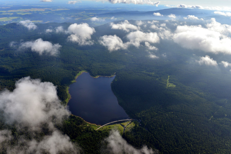Vodní nádrž Josefův Důl (autor Štěpán Krejčík)