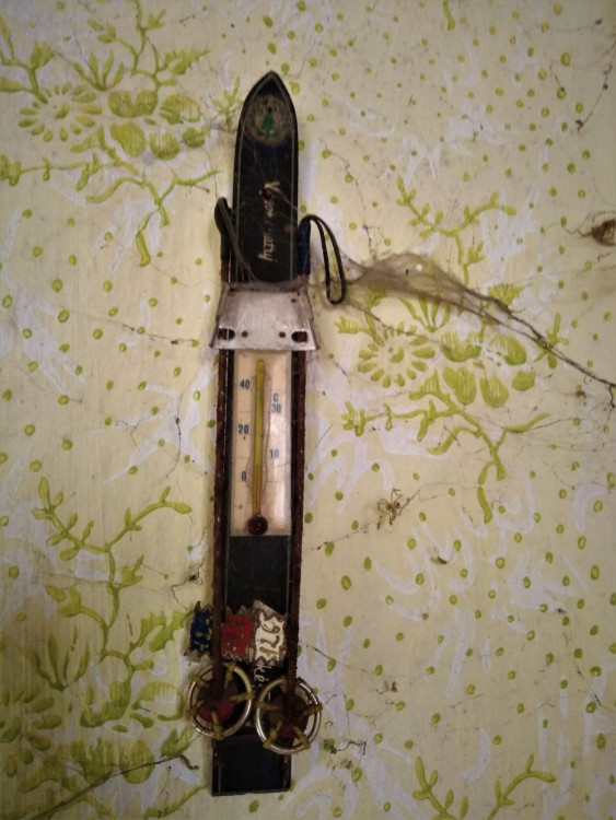 Drobnosti z opuštěných domů na Vysočině