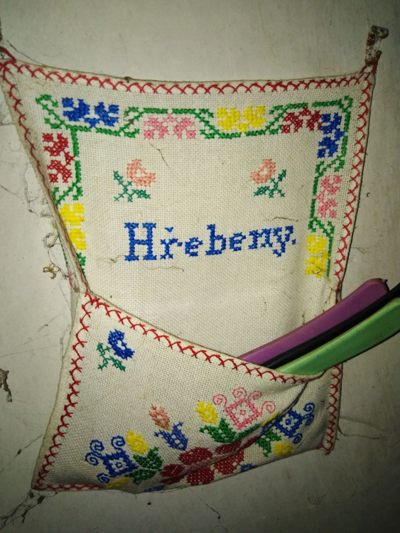 Drobnosti z opuštěných domů na Vysočině