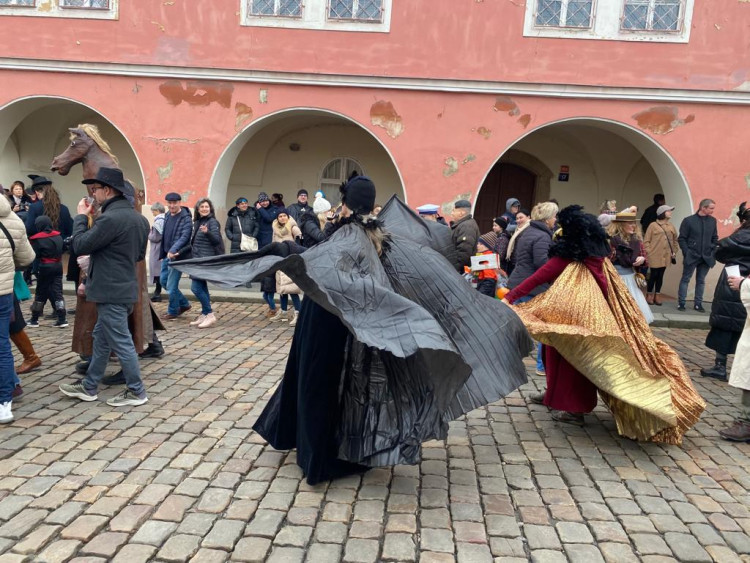 FOTOGALERIE: Masopustní průvod masek na Hradčanech