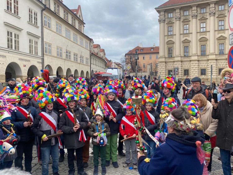 FOTOGALERIE: Masopustní průvod masek na Hradčanech